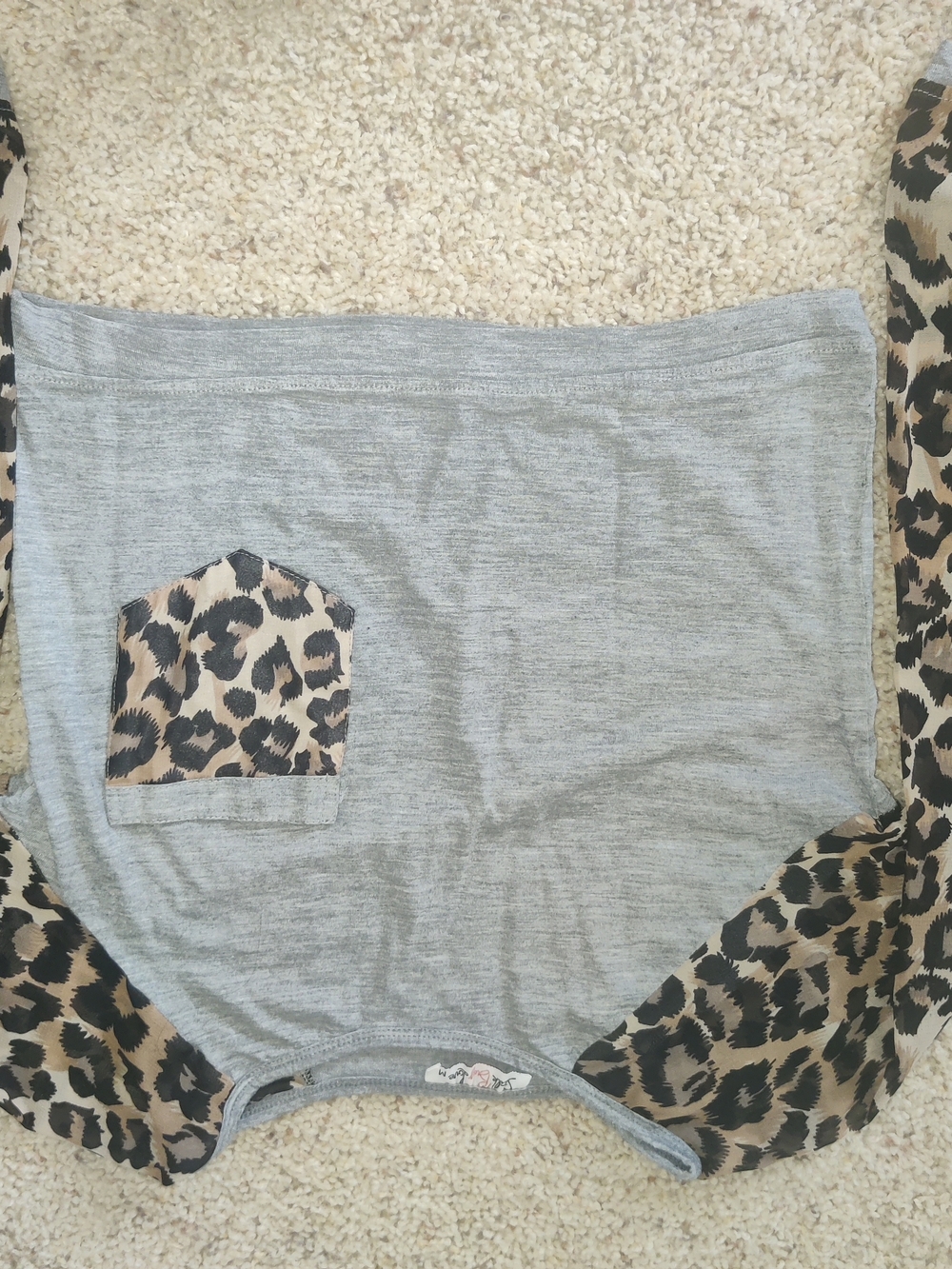 Gray Long Sleeve Tee with Leopard Print Accents